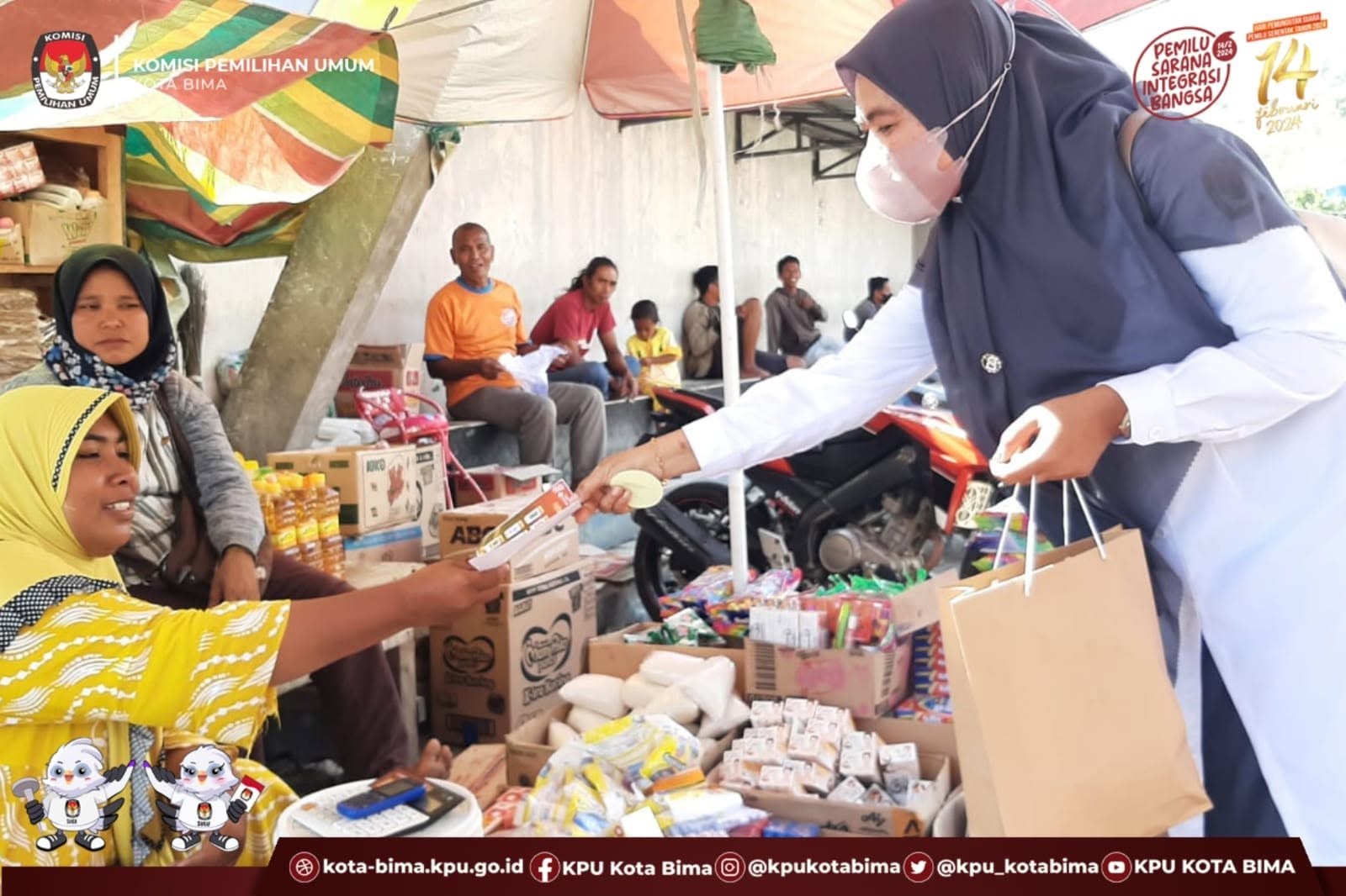 Sosialisasi Pendidikan Pemilih di Pasar Amahami